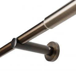 Mydeco Tringle à rideau ext. 16/19 Rillcube - Zamak - Bronze - Largeur : 120 cm -Serviettes Soldes 1000330994 220210 040 DETAILS P000000001000330994