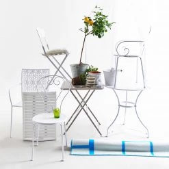 Butlers Chaise de jardin CENTURY I - Fer - Blanc -Serviettes Soldes 1000339626 220315 022 MOOD DETAILS P000000001000339626 mood